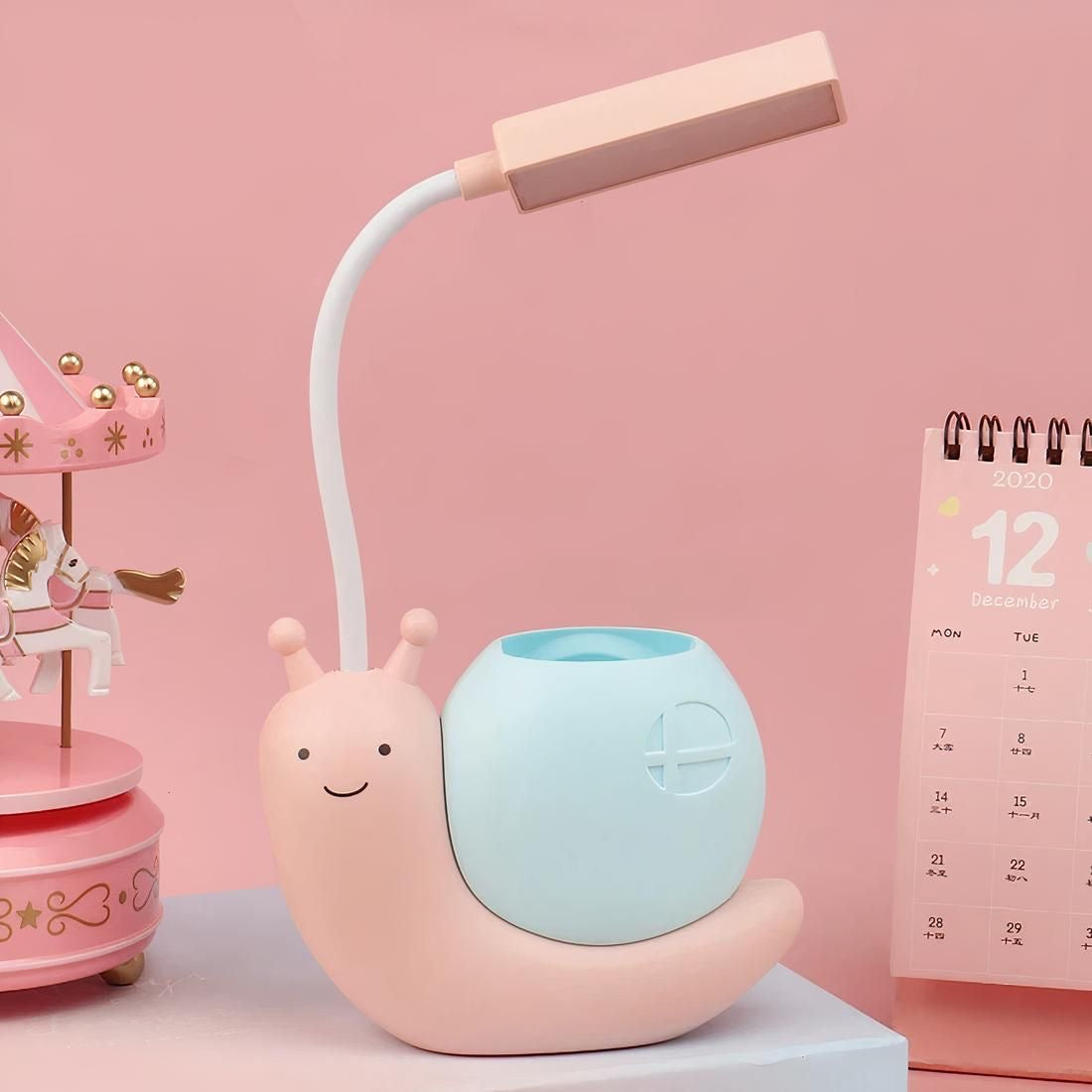Snail Desk Lamp with Pen Holder
