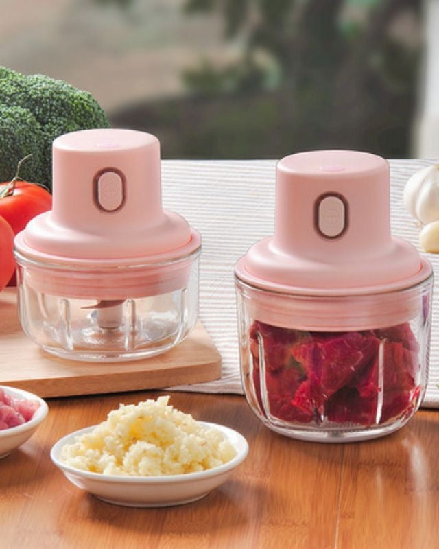 Electric garlic chopper